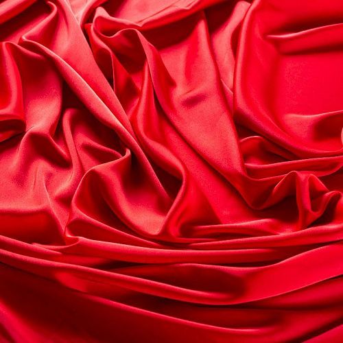 Шелк синтетический 065-01971 красный однотонный